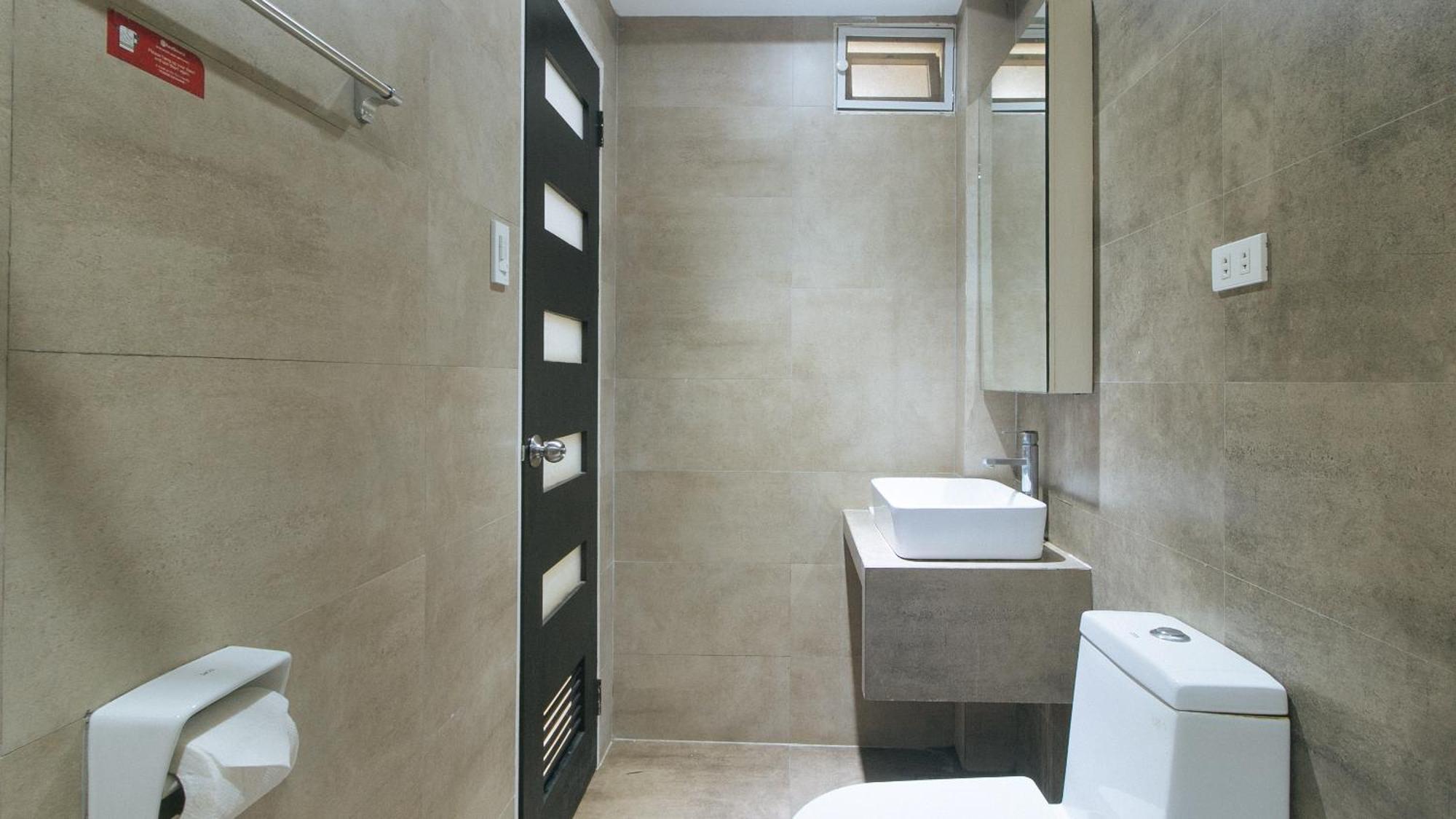Reddoorz At Grand Apartelle Hernan Cortes Cebu Bagian luar foto